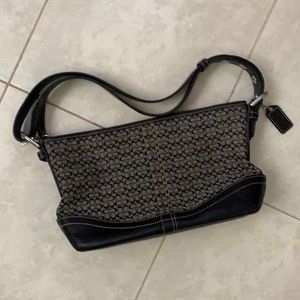 Coach leather shoulder bag